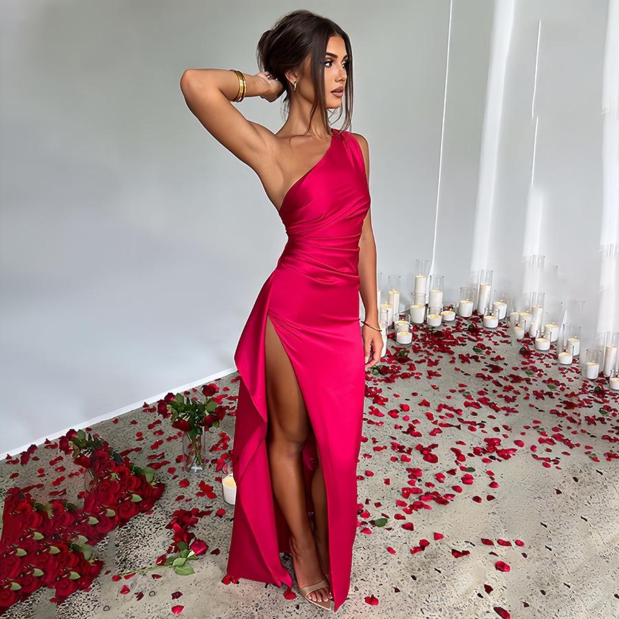 2025 European and American Amazon Summer New Design Sense Elegant Sexy Slim Fit Asymmetrical Shoulder Slit Satin Dress for Women