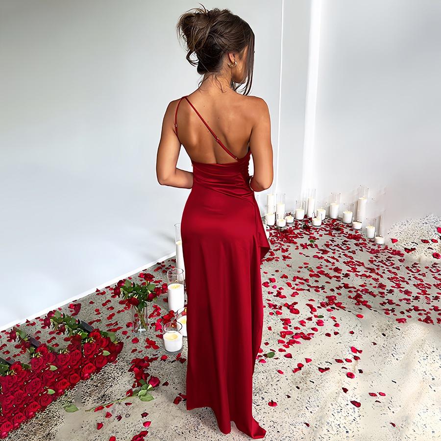 2025 European and American Amazon Summer New Design Sense Elegant Sexy Slim Fit Asymmetrical Shoulder Slit Satin Dress for Women